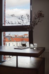 Bauhaus inspired apartment • Photography © Hanna Połczyńska / kroniki.studio